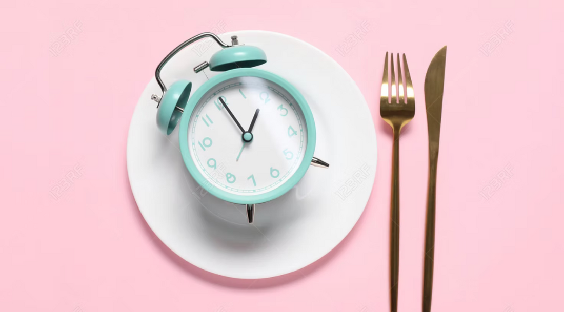 Ilustración sobre el ayuno intermitente y la organización de las horas de comida